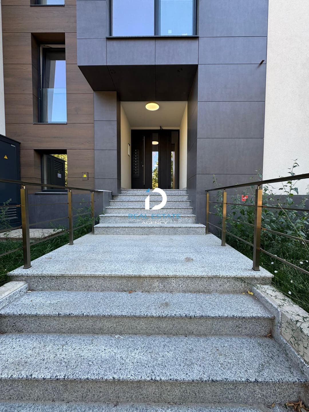Estate Image 1